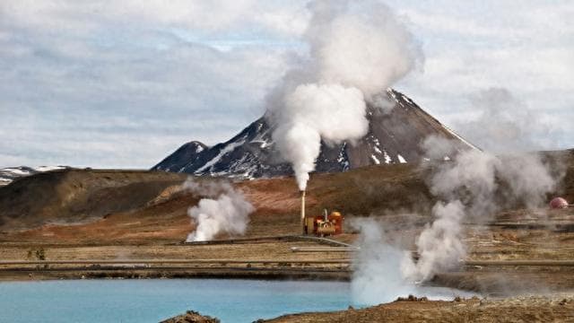 首次火山岩浆房钻探明年启动，现实版“地心之旅”冒险还是机遇？