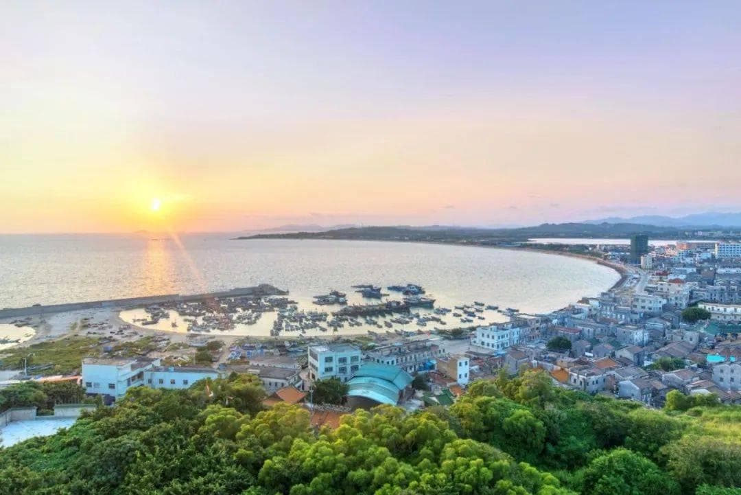 汕尾九处4A景区全攻略：从红海湾到凤山祖庙，领略“小香港”的独特魅力