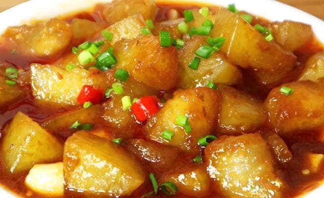 冬瓜新吃法：从清淡到美味，5种做法让冬瓜变身餐桌上的美味佳肴