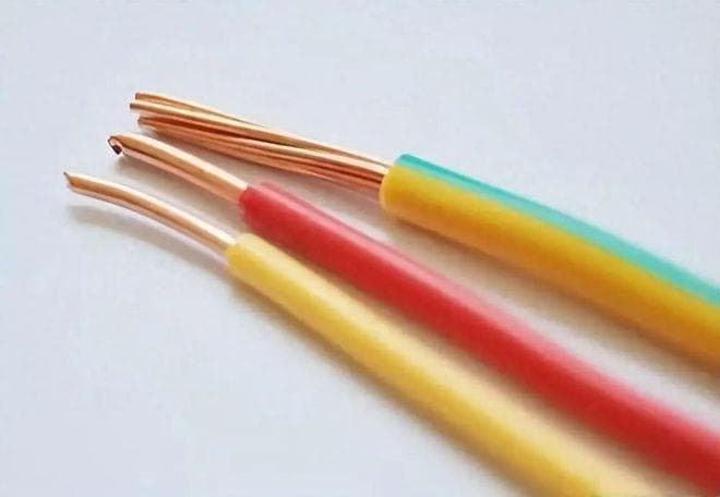 水电师傅说家里用2.5平方电线就够了，我不信，不是越大越好吗