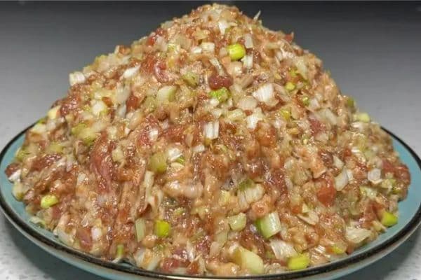 羊肉大葱馅饺子的制作方法：从调馅到包制的详细教程