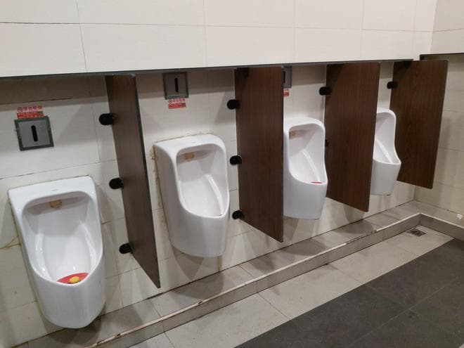 为什么塑料拖鞋总是臭臭的？