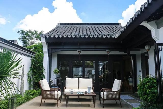 户外家具如何清洗与保养 不同材质户外家具保养方法