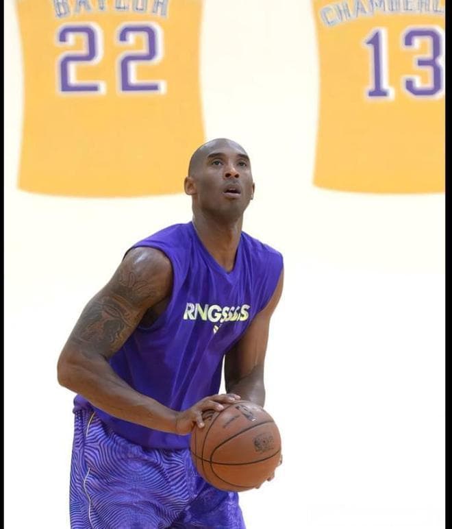 NBA巨星科比布莱恩特的个人简介和生涯荣誉