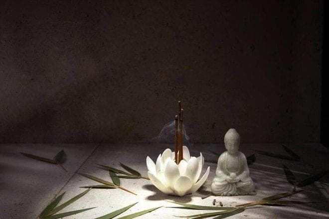 积德行善：人生最大投资，收获福报与内心的宁静