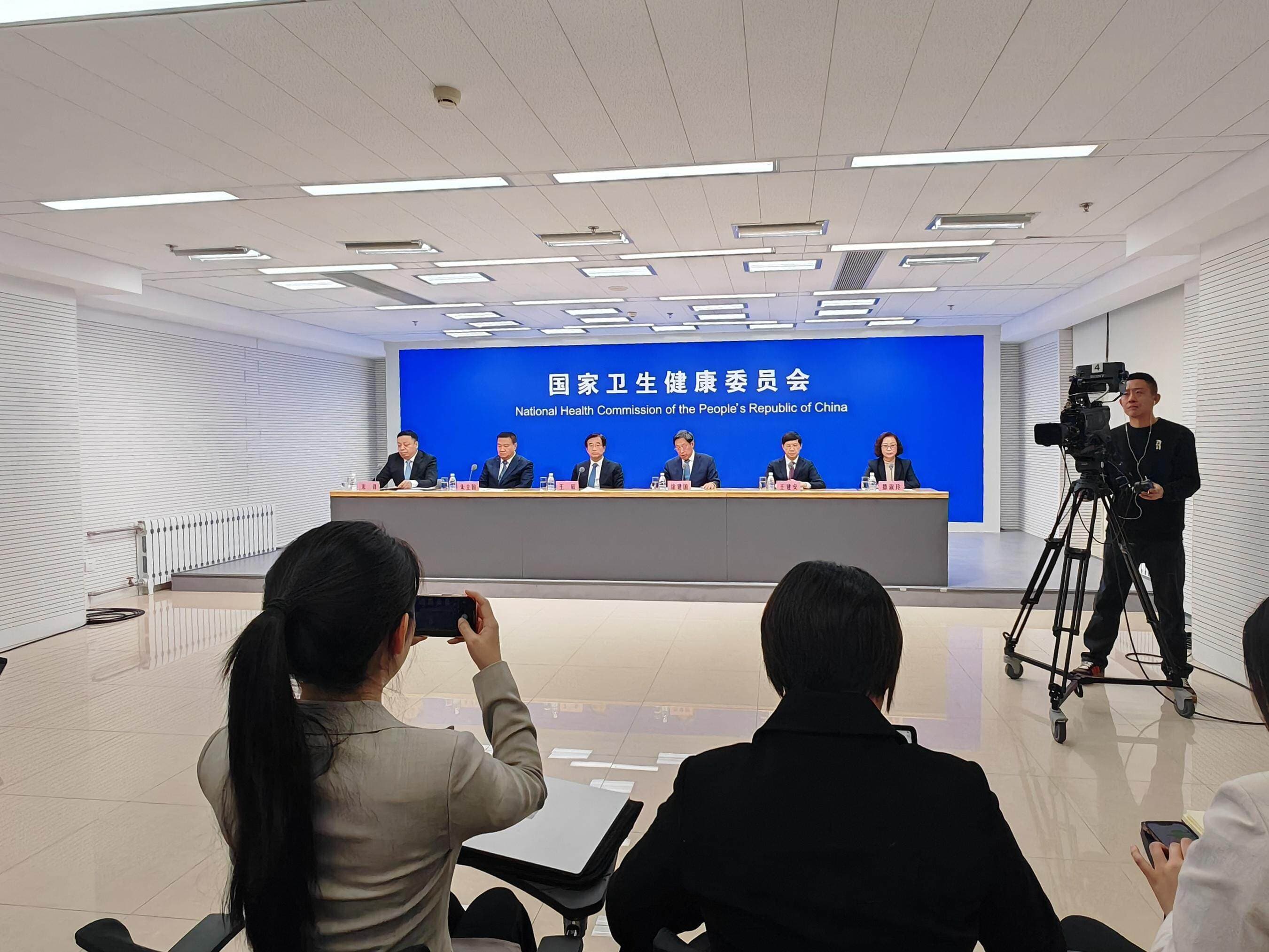 互联网健康科普乱象频出，国家卫健委两方面发力整顿