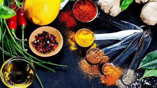 过敏性紫癜患者的饮食指南：哪些食物可以吃，哪些需要避免？
