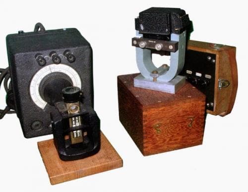 示波器的百年进化：从机电仪器到数字时代的核心工具