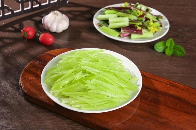 莴笋营养价值高，搭配不当易伤身