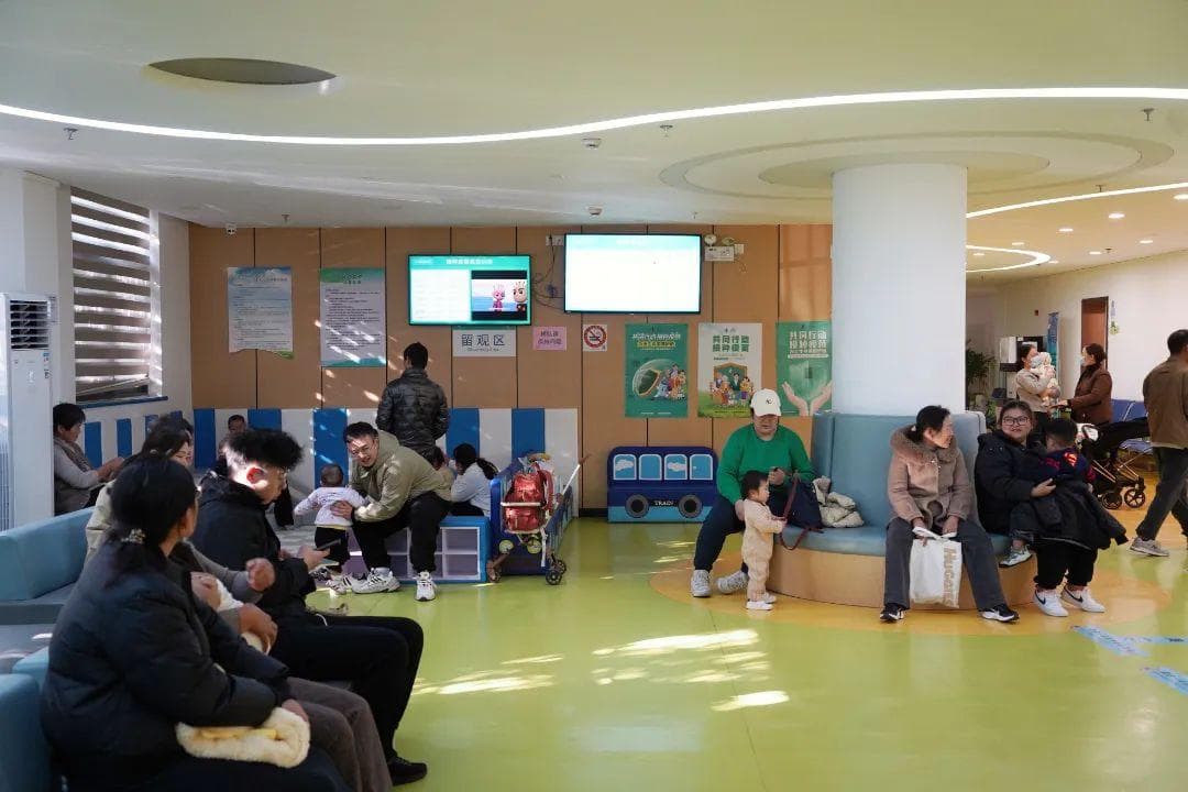 接种量迎来小高峰！记者实探流感疫苗接种流程，内附医生建议