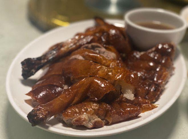 广州必吃十大美食：烧鹅肠粉早茶，尽显岭南饮食魅力