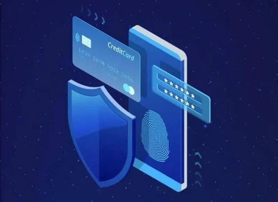 ISO 27001中的合规性和法规要求如何与组织的信息安全管理相关联？