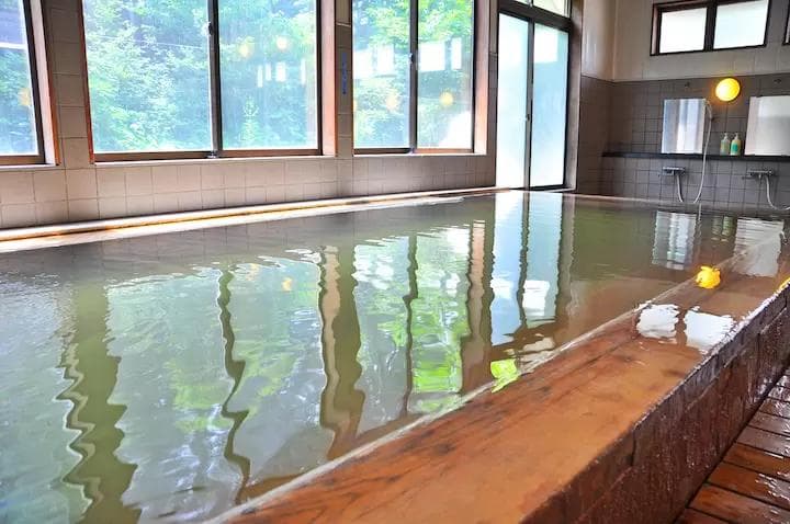 泡温泉有什么规定？介绍日本温泉礼仪及冬季推荐温泉