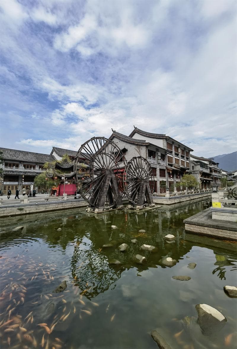 专家建议：将农村闲置民居改造成民宿需谨慎推进