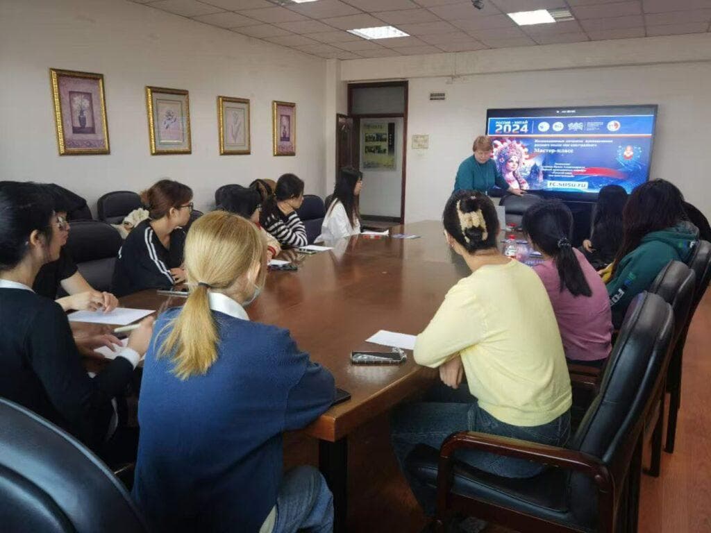创新与合作的方向：北京总结中国俄语学者国际会议的成果