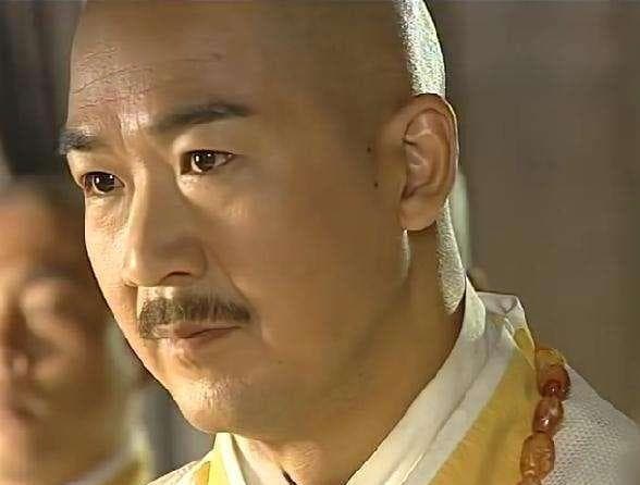 成昆一人能击败明教七大高手，为何还要煽动六大门派围攻明教？