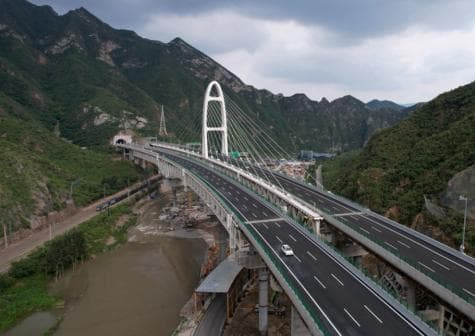 北京—蔚县高速公路全线通车运营