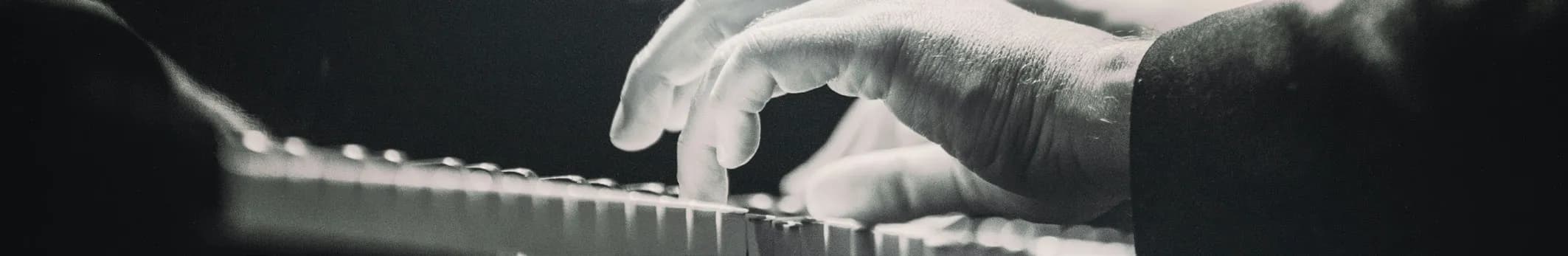 莫扎特《D 大调双钢琴奏鸣曲K.448》第一乐章及双钢琴演奏技巧分析
