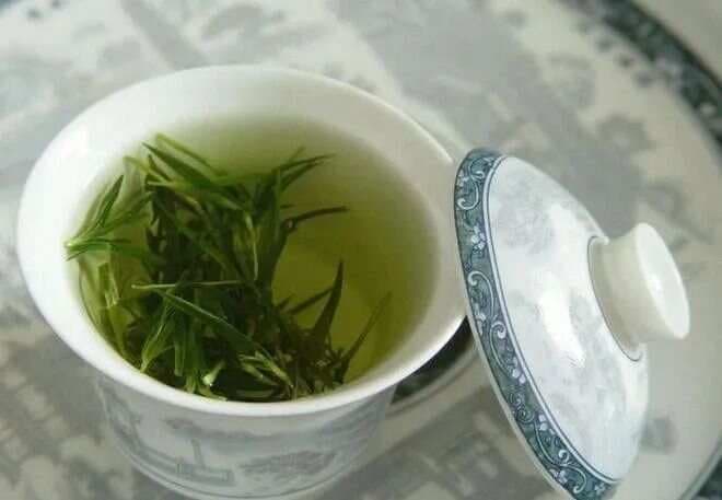 古人说：茶满欺人，酒满敬人。是何含义？赶快弄懂，免得闹笑话