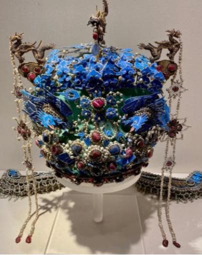 非物质文化遗产视角下的点翠工艺保护与发展