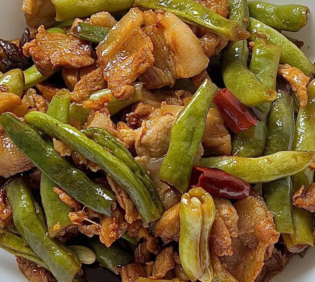 想学家常菜？来试试四季豆烧肉吧！详细教程让你轻松掌握烹饪技巧