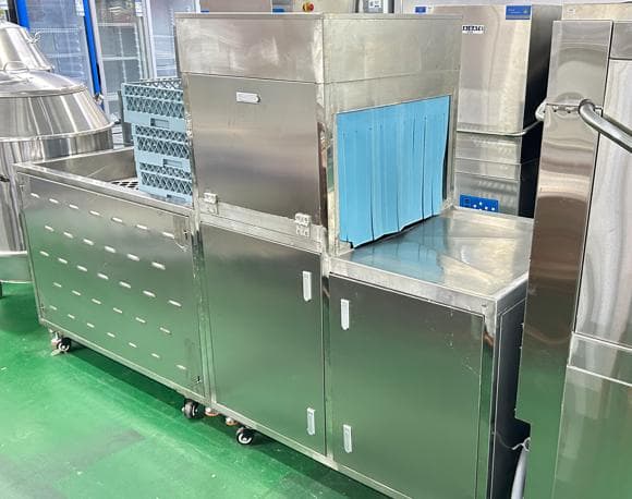 厨房健康守护者：酒店洗碗机在卫生管理中的作用与价值