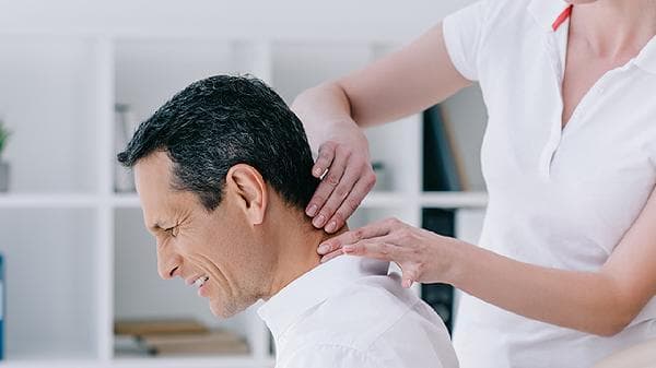 按摩可以帮助放屁吗？科学原理与实用方法详解