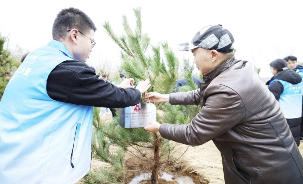 14位雷锋班班长齐聚青岛西海岸新区话雷锋