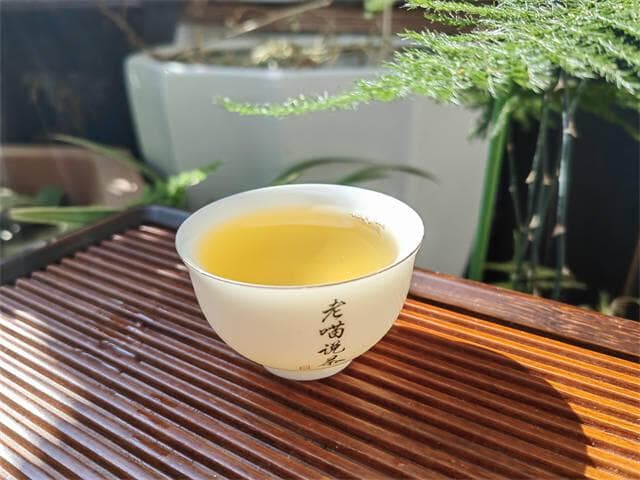 福鼎白茶的饮用方法：十大品牌引领的茶香之旅？