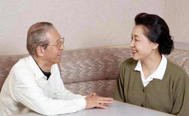 退休之后不想在家闲着，这4个工作适合老人，轻松赚养老钱