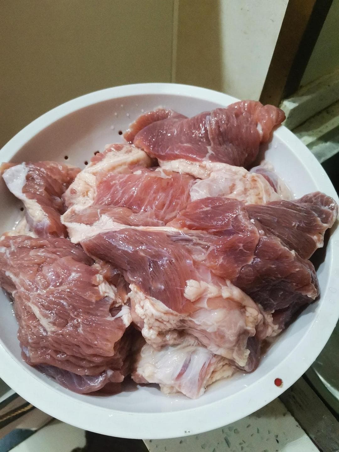 红烧羊肉土豆：一道美味又营养的家常菜