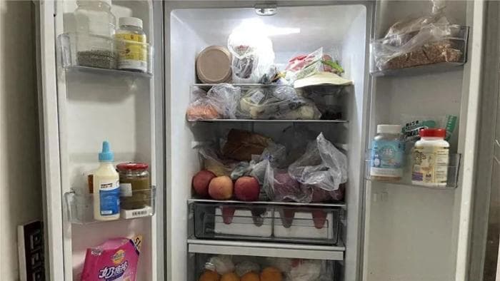 冰箱里不能放这4样东西，有的尽快拿出来，很多人并不了解