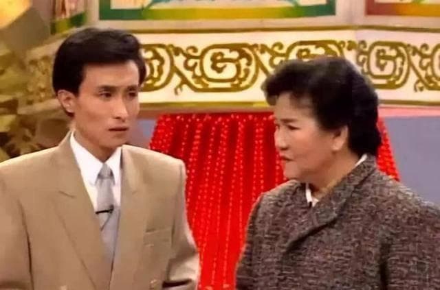 赵丽蓉和巩汉林：一段笑中带泪的师徒情