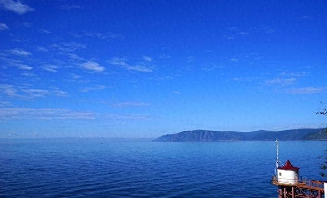 世界最深淡水湖贝加尔湖，足以淹没泰山吞下大海，如今却已成故土