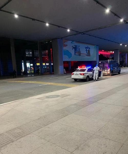 梦见自己坐警车的多种解读