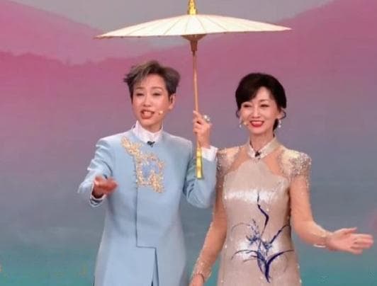 71岁赵雅芝状态惊人，年轻活力秒杀21岁青年