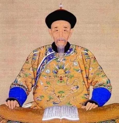 二十二载芳华早逝，康熙帝与赫舍里皇后的鹣鲽情深