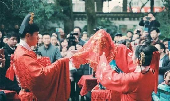 “父母之命，媒妁之言”，探析中国古代婚姻制度的内容与实质