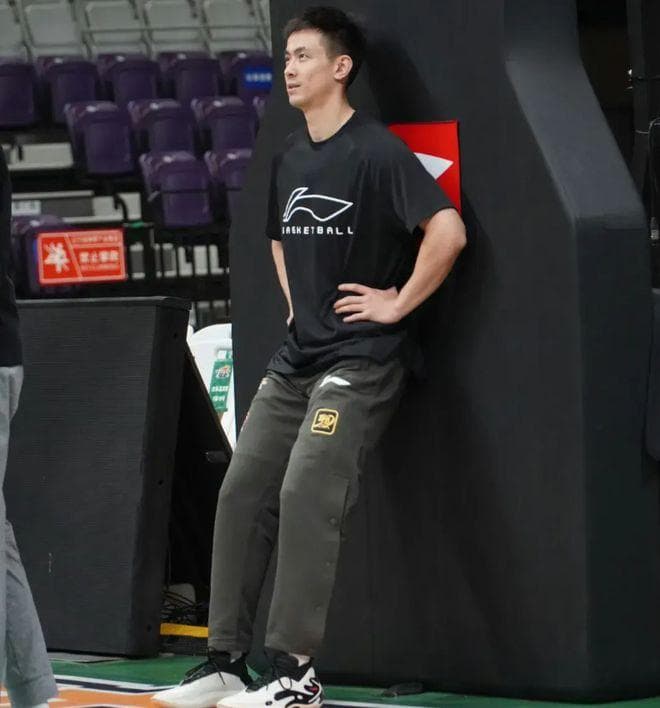 卫冕冠军迎利好：赵继伟恢复训练，辽篮后场实力升级