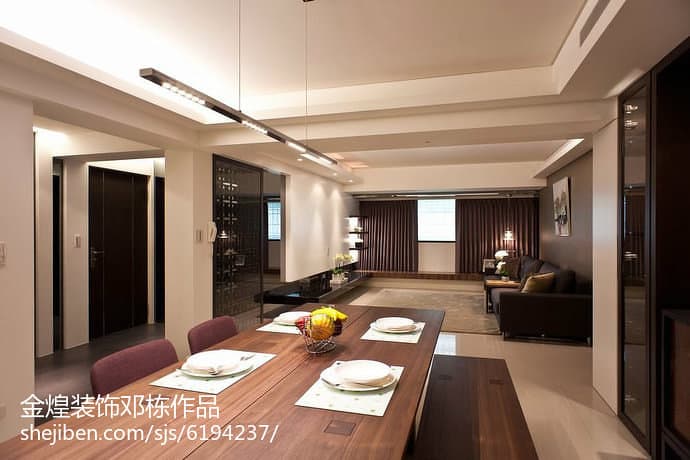 实木和板材的区别：材质、用途与环保性能全解析