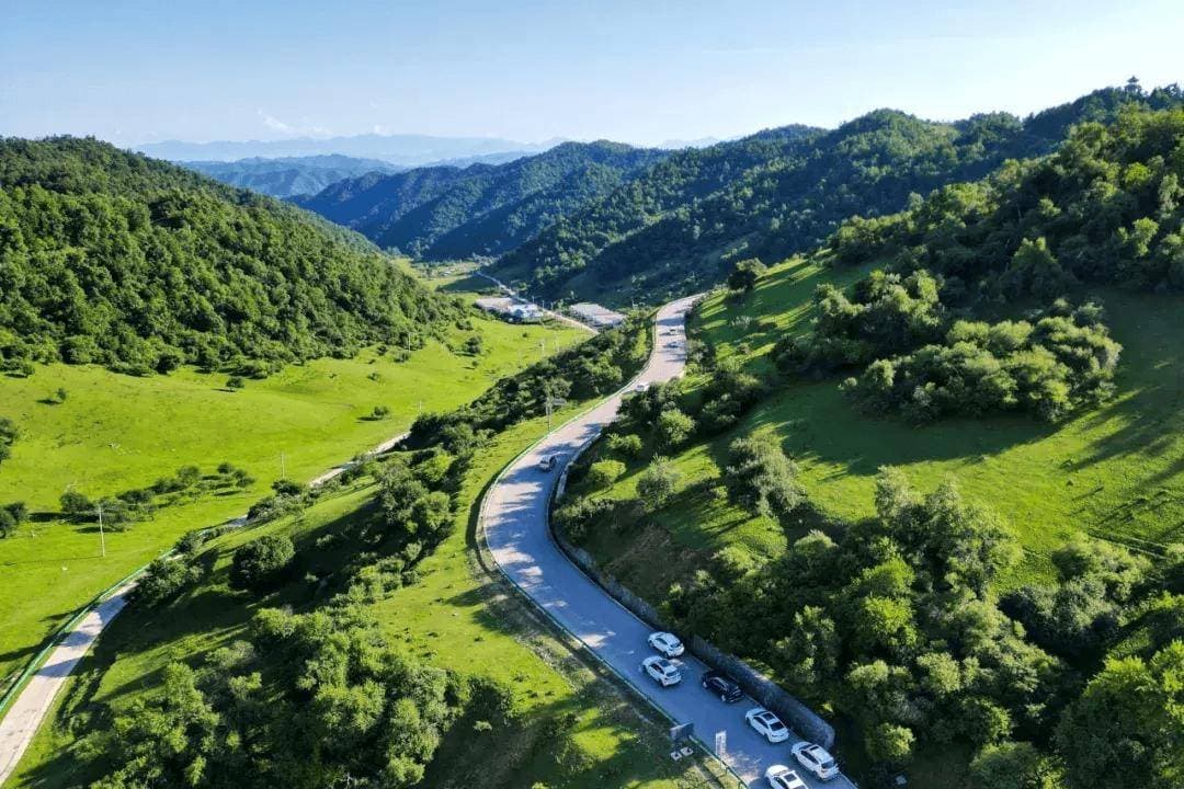 陕西第二值得去的山脉，不是秦岭！推荐4条自驾线路，深度解锁