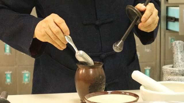 雨水多寒湿过重，腰痛腿痛各种“老毛病”又犯了，来看看这个药方