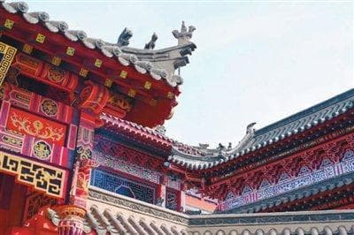 一场偶然“错位” 平添一段白塔传奇 一塔一寺一公园 成就自然人文相融相生