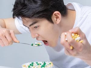 痛风发作时秋水仙碱吃多少？一文详解用药剂量与注意事项