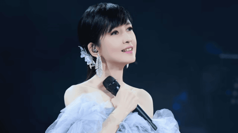 周慧敏宣布不再举办个人巡演：音乐旅程的新篇章