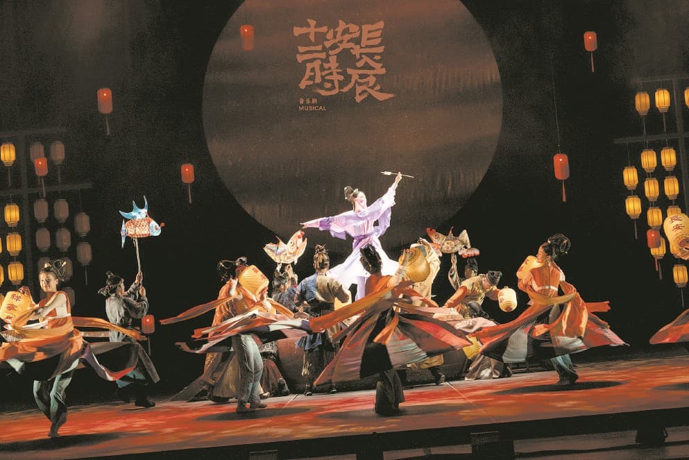 长安，复活在又潮又燃的“十二时辰”中