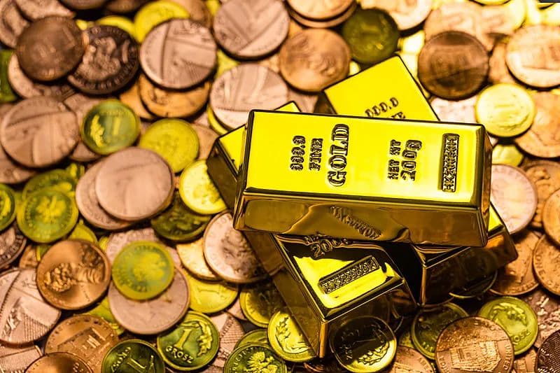 黄金盘中跌破3000美元 当下是抄底的好时机吗