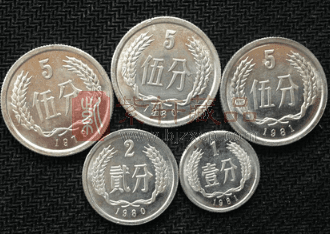 人民币硬币收藏为什么特别看重年份和品相？