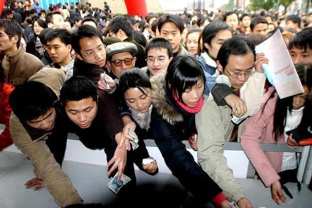 洞察阶级斗争"消失"之谜，揭示隐藏的社会脉络和背后的深层逻辑