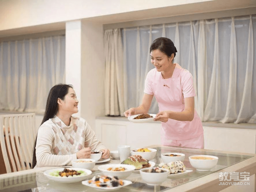 产后恢复指南：月嫂必备！掌握黄金时机与7大加速恢复秘诀